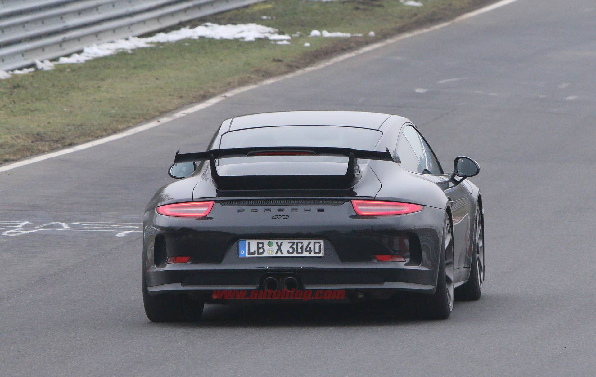 Porsche 911 GT3 prototype spied rear
