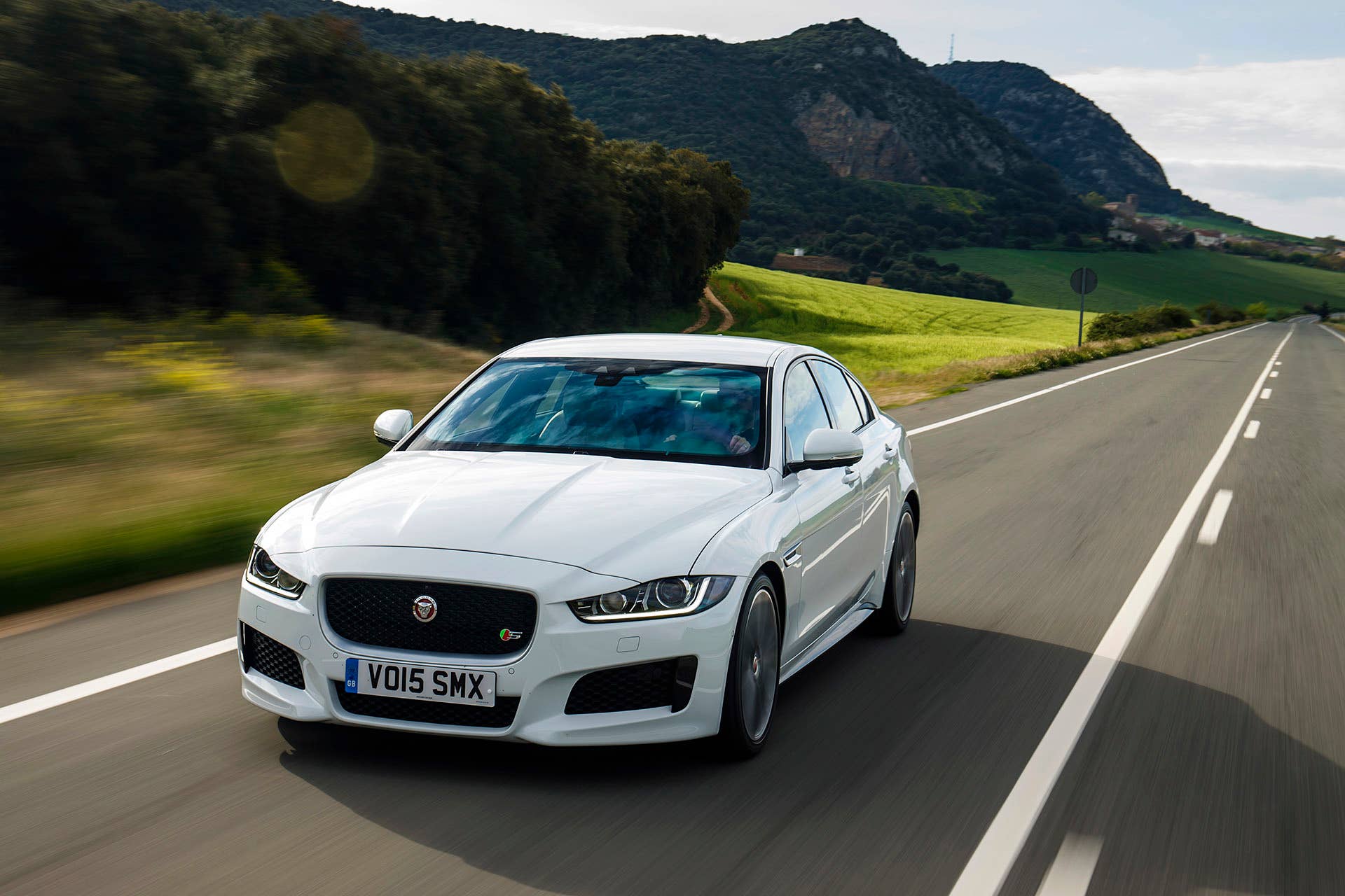2017 Jaguar XE driving