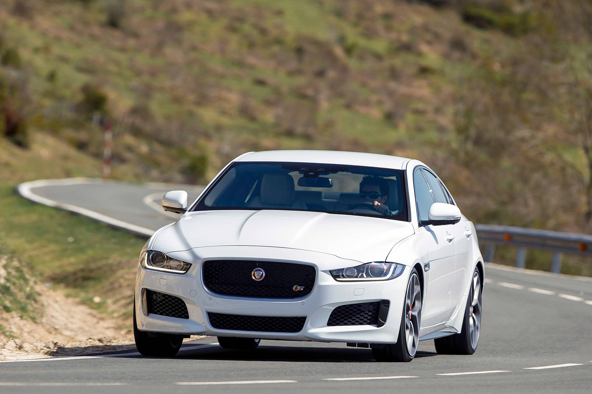 2017 Jaguar XE driving