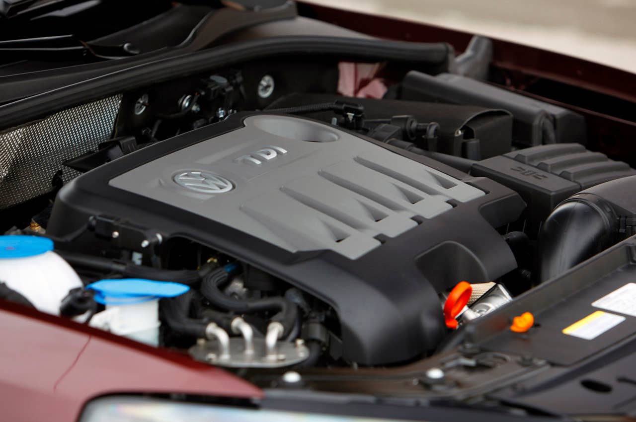 2012 Volkswagen Passat engine