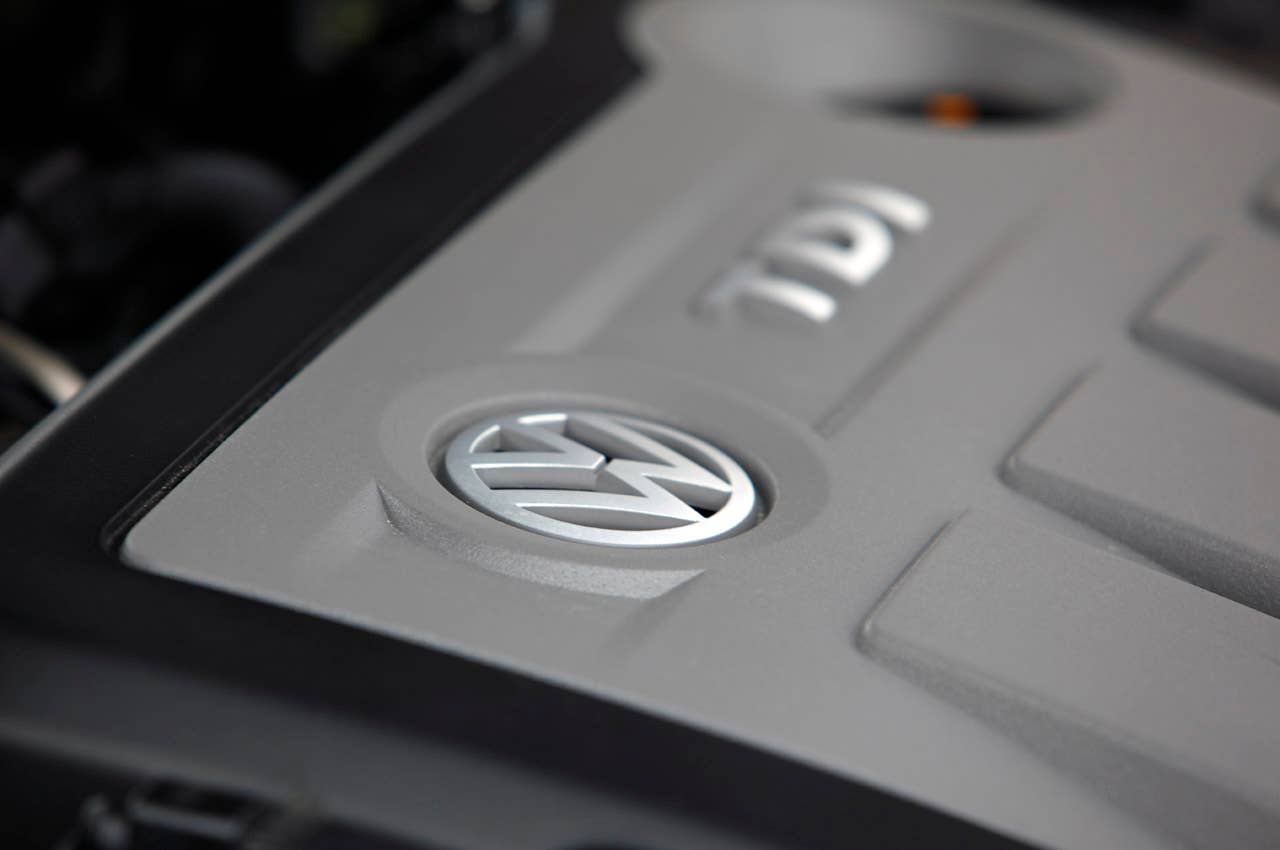 2012 Volkswagen Passat engine