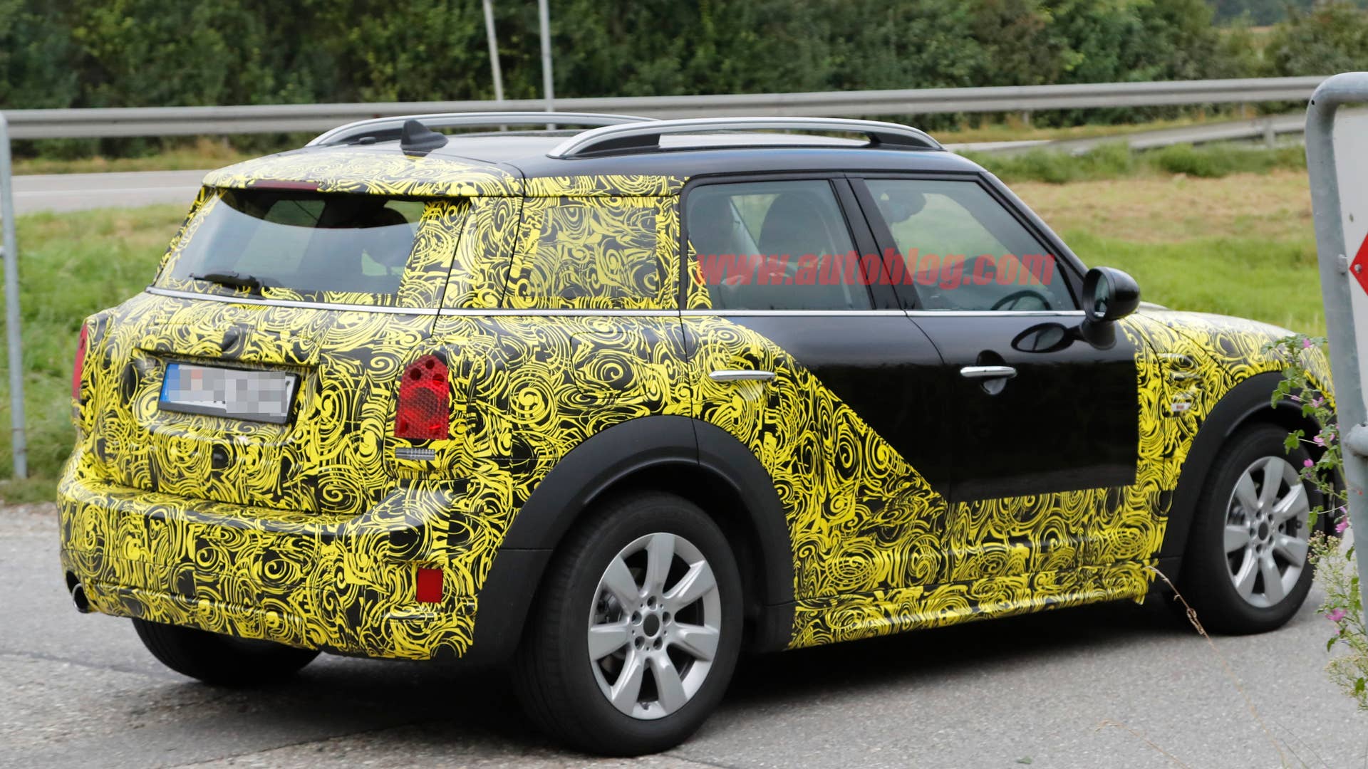 2017 Mini Countryman Spy Shots Rear Exterior