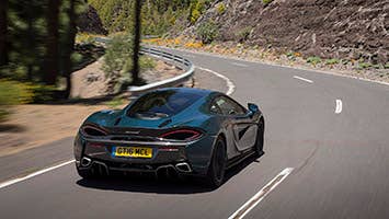 2017 McLaren 570GT