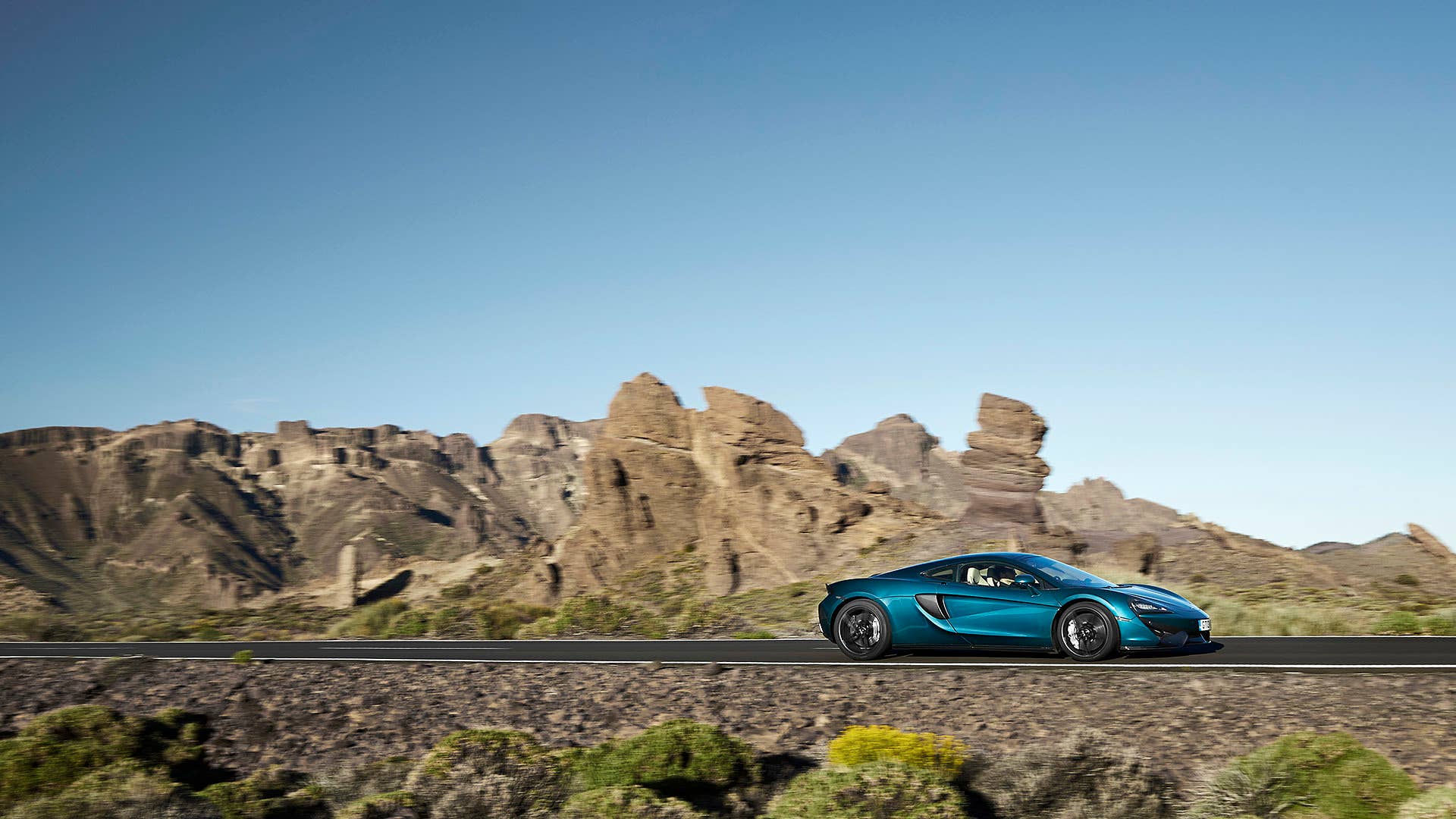 2017 McLaren 570GT driving