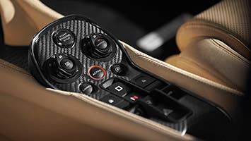 2017 McLaren 570GT