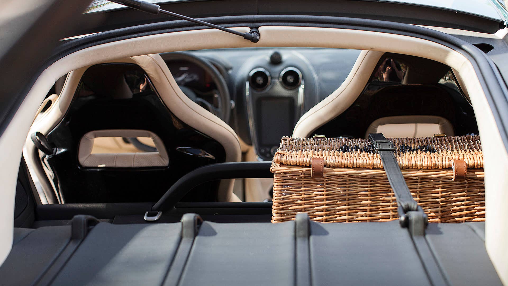 2017 McLaren 570GT interior
