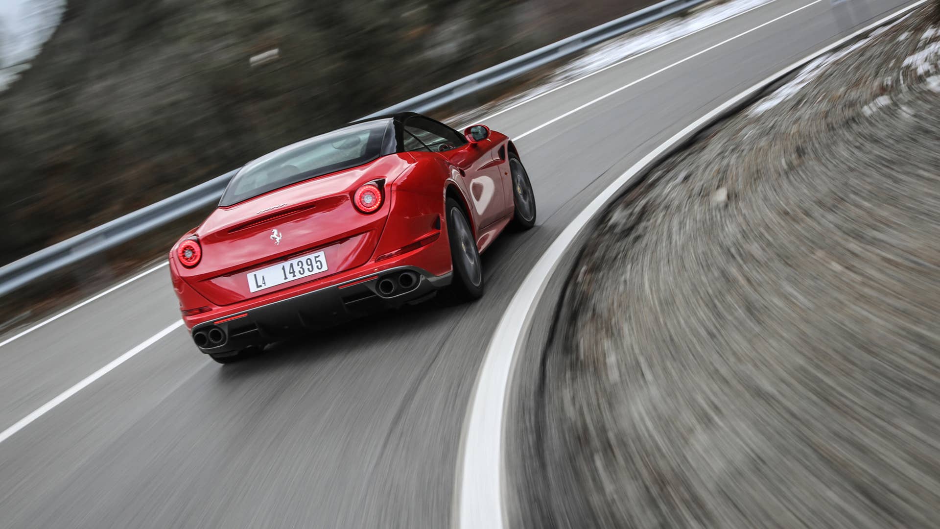 2017 Ferrari California T Handling Speciale rear quarter