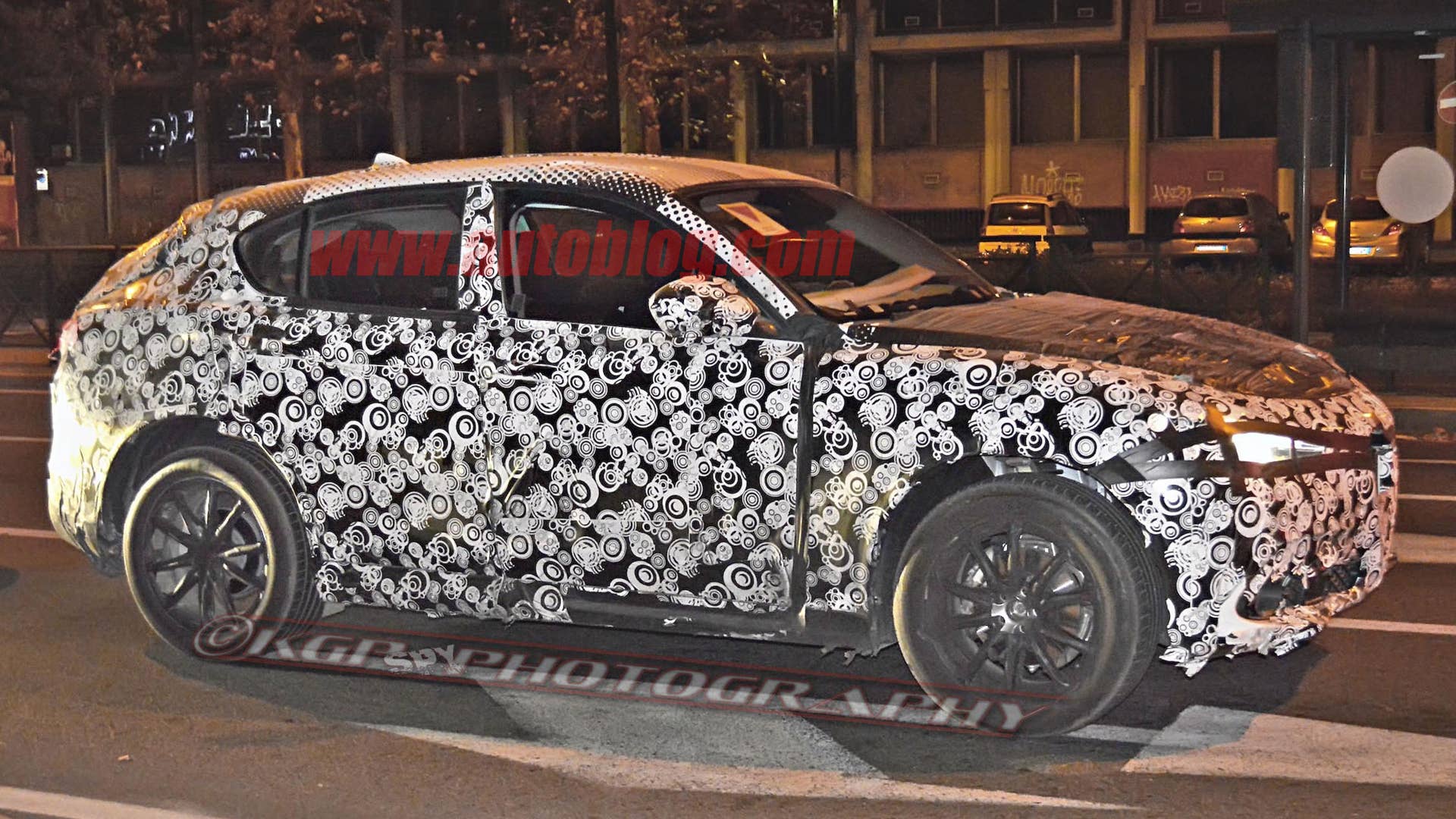 Alfa Romeo Spy Photos Side Exterior