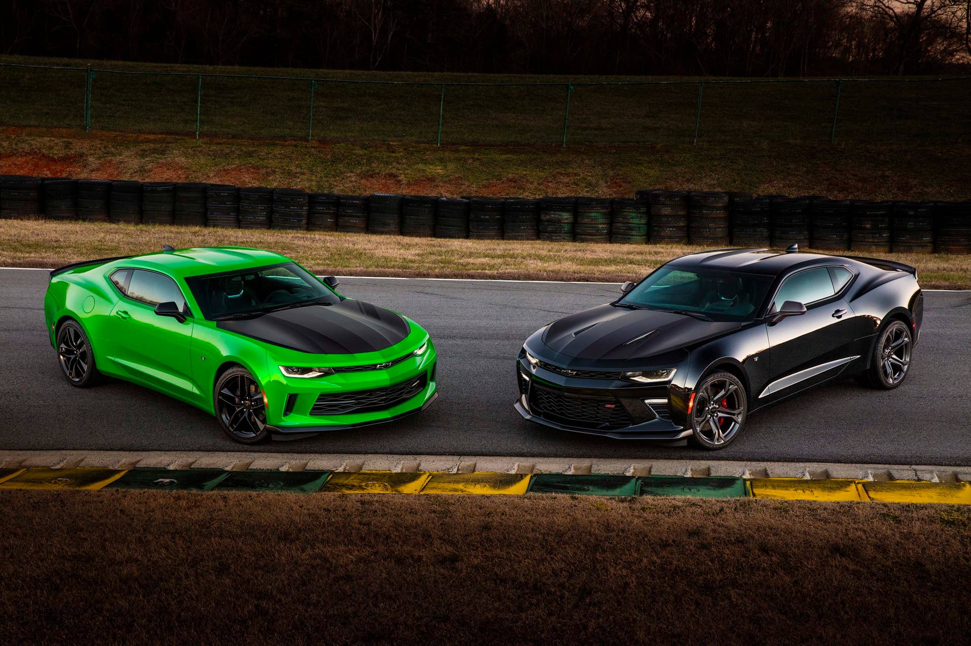 2017 Chevy Camaro 1LE front facing