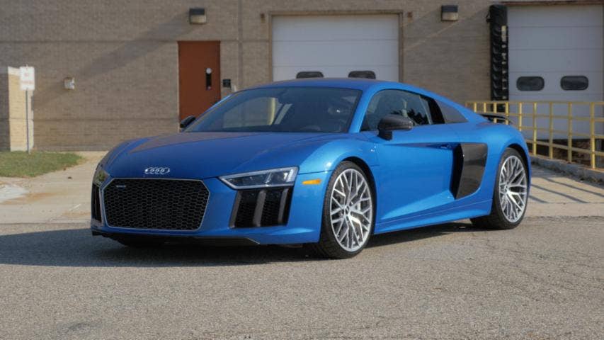 2017 Audi R8 | Beauty Roll