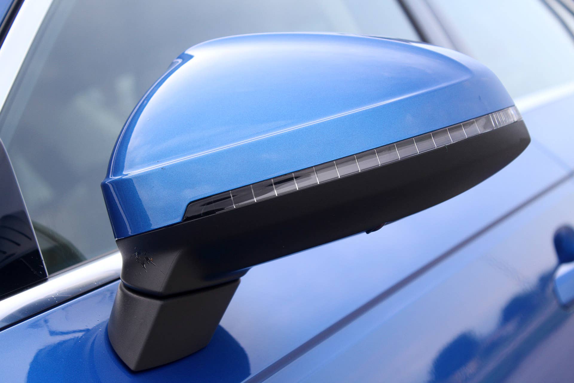 2017 Audi A4 side mirror