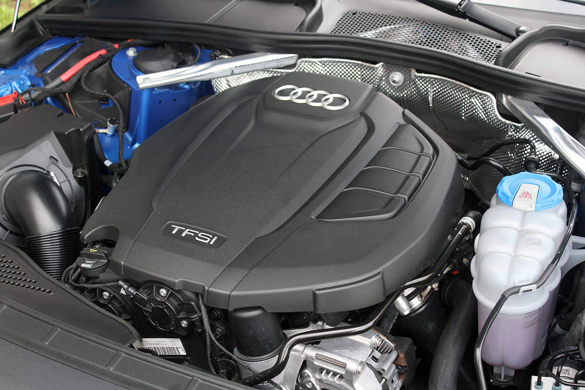 2017 Audi A4 engine