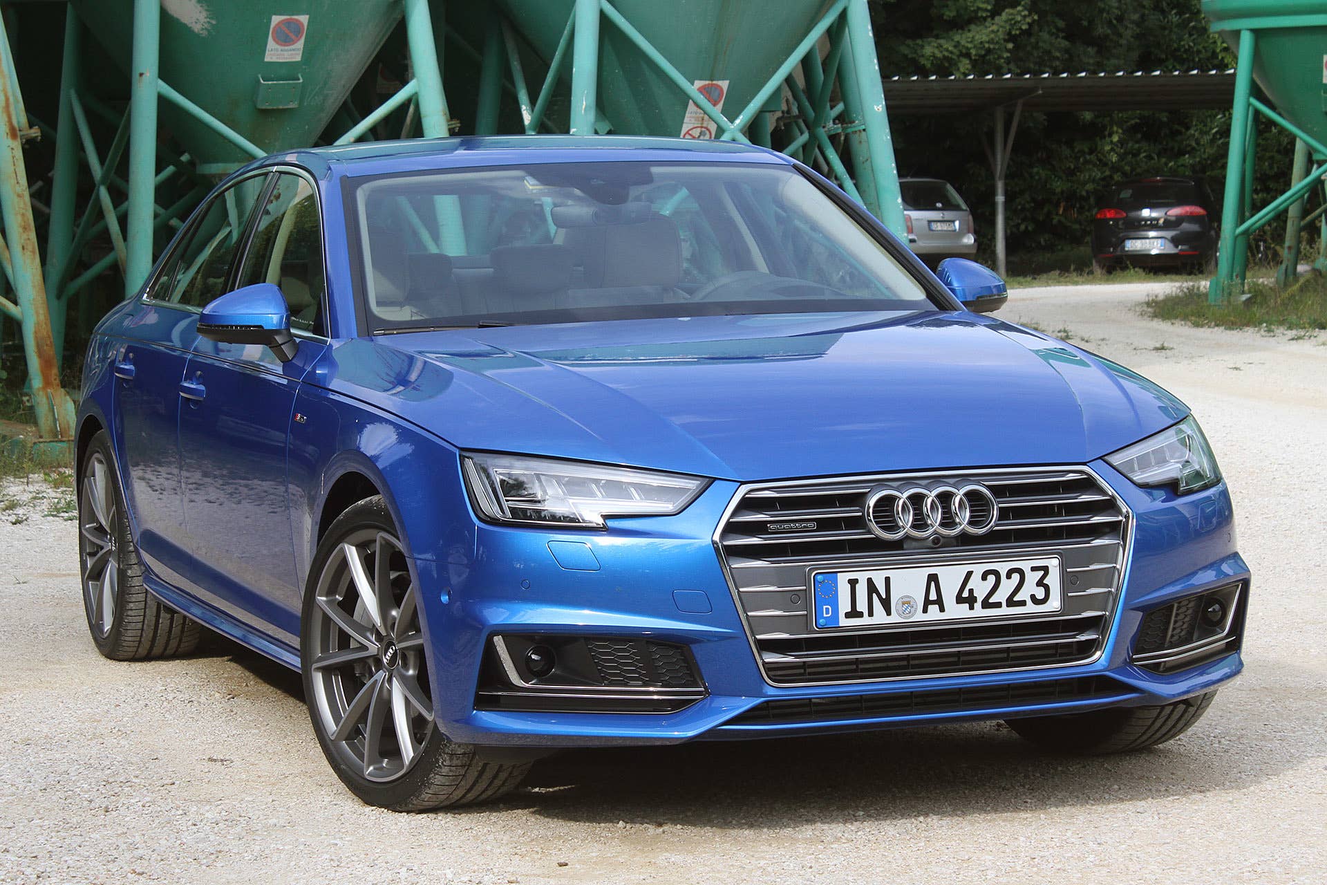 2017 Audi A4 rear 3/4 view