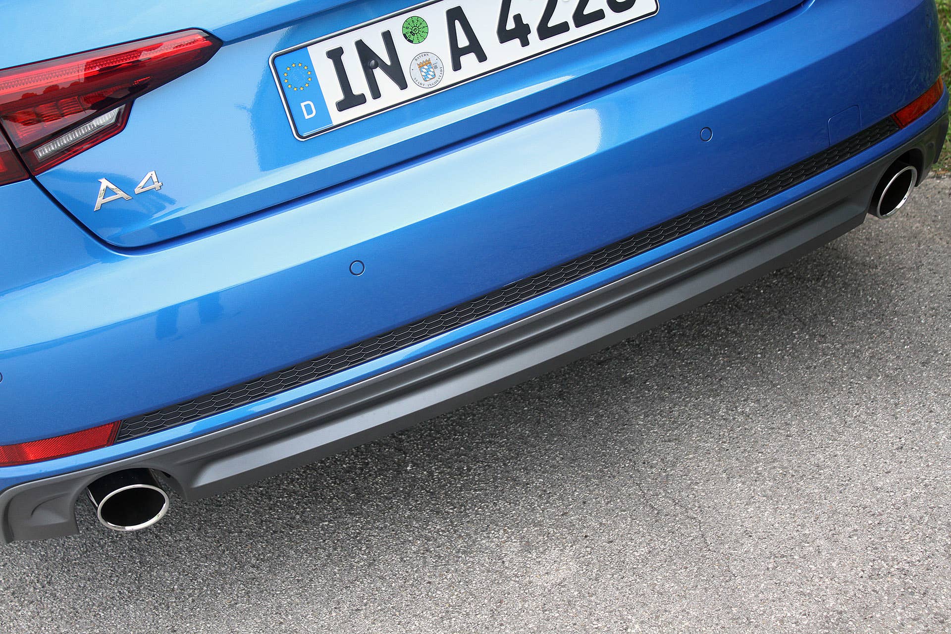 2017 Audi A4 rear fascia