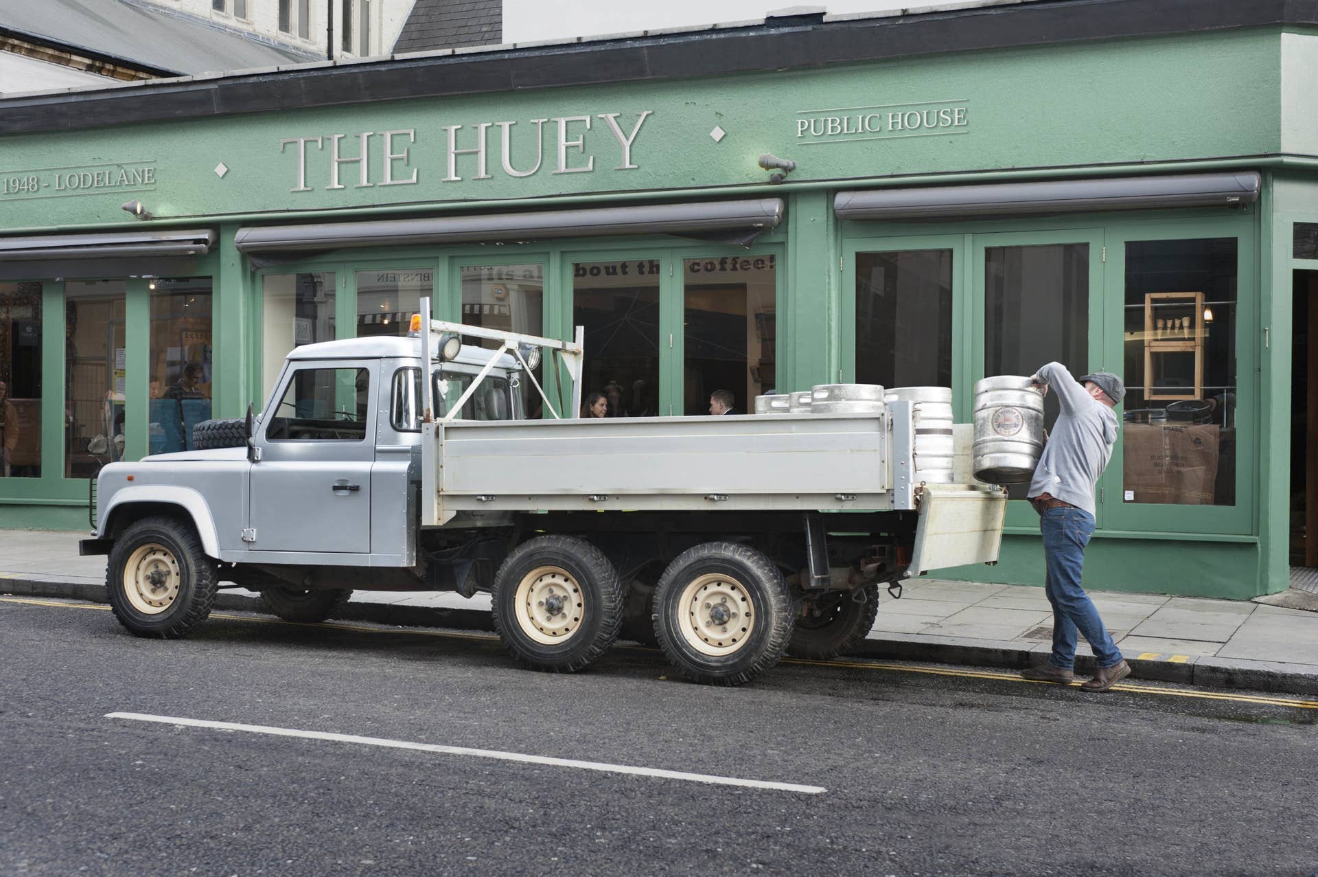 Land Rover Defender beer delivery truck