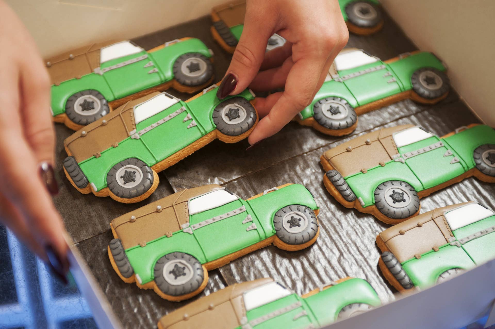 Land Rover Defender bakery