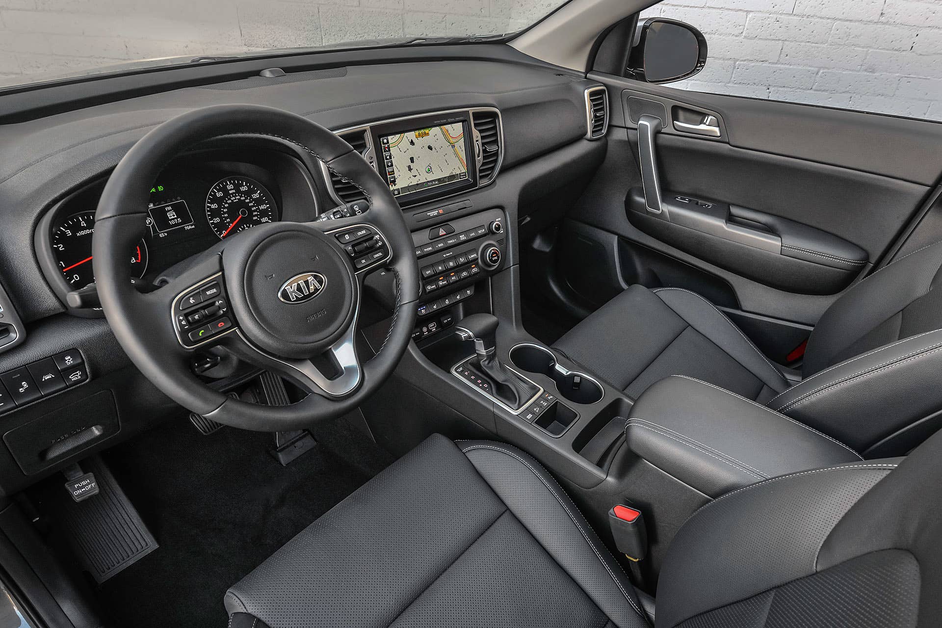 2017 Kia Sportage interior