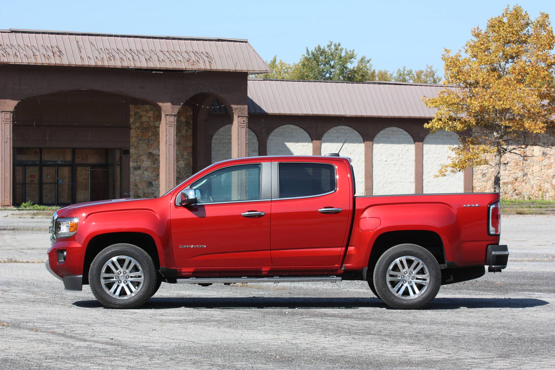 2016 GMC Canyon Diesel profile