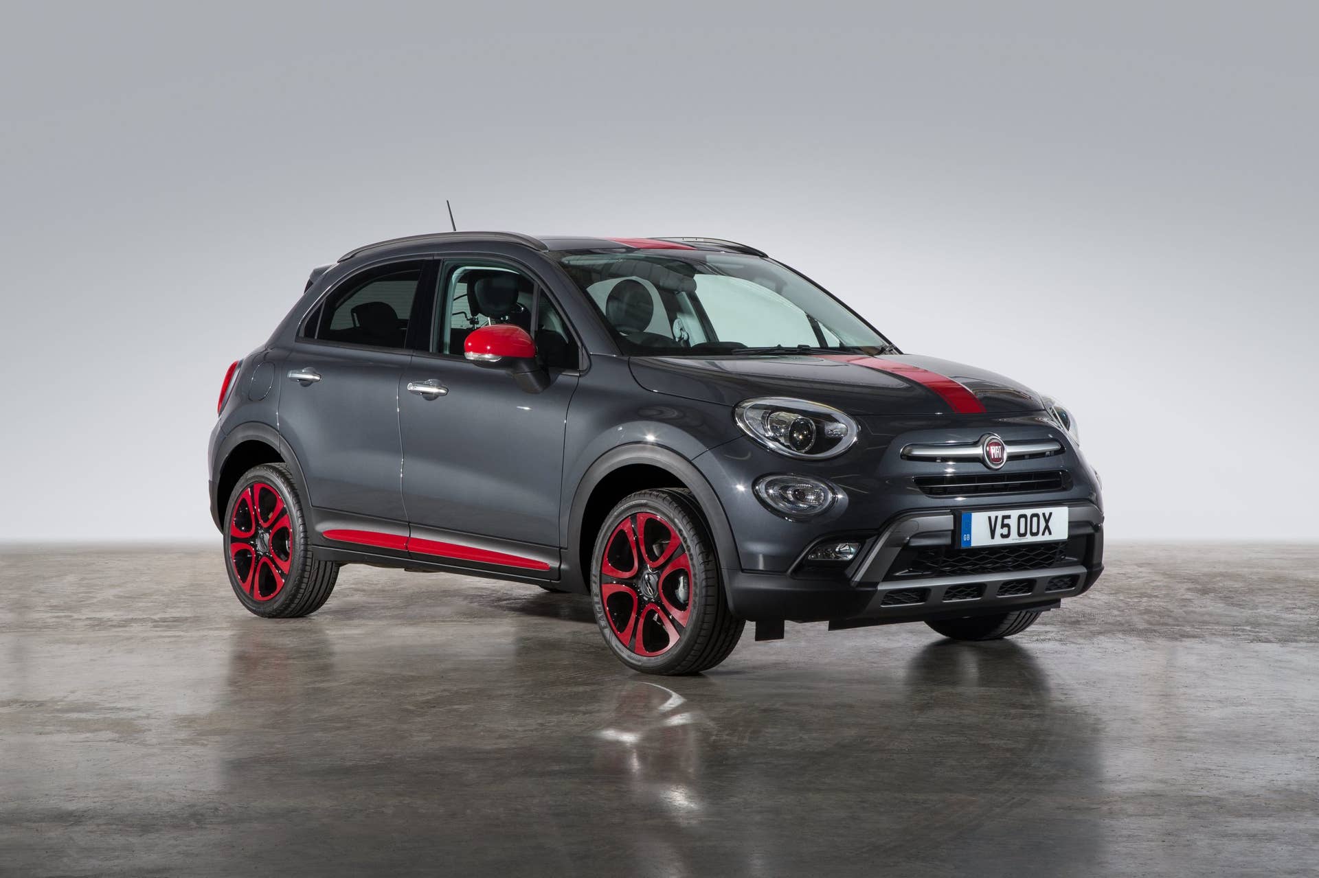 Fiat 500X Mopar grey gray red