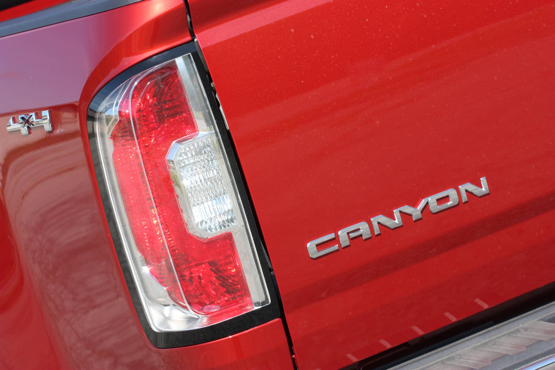 2016 GMC Canyon Diesel taillamp