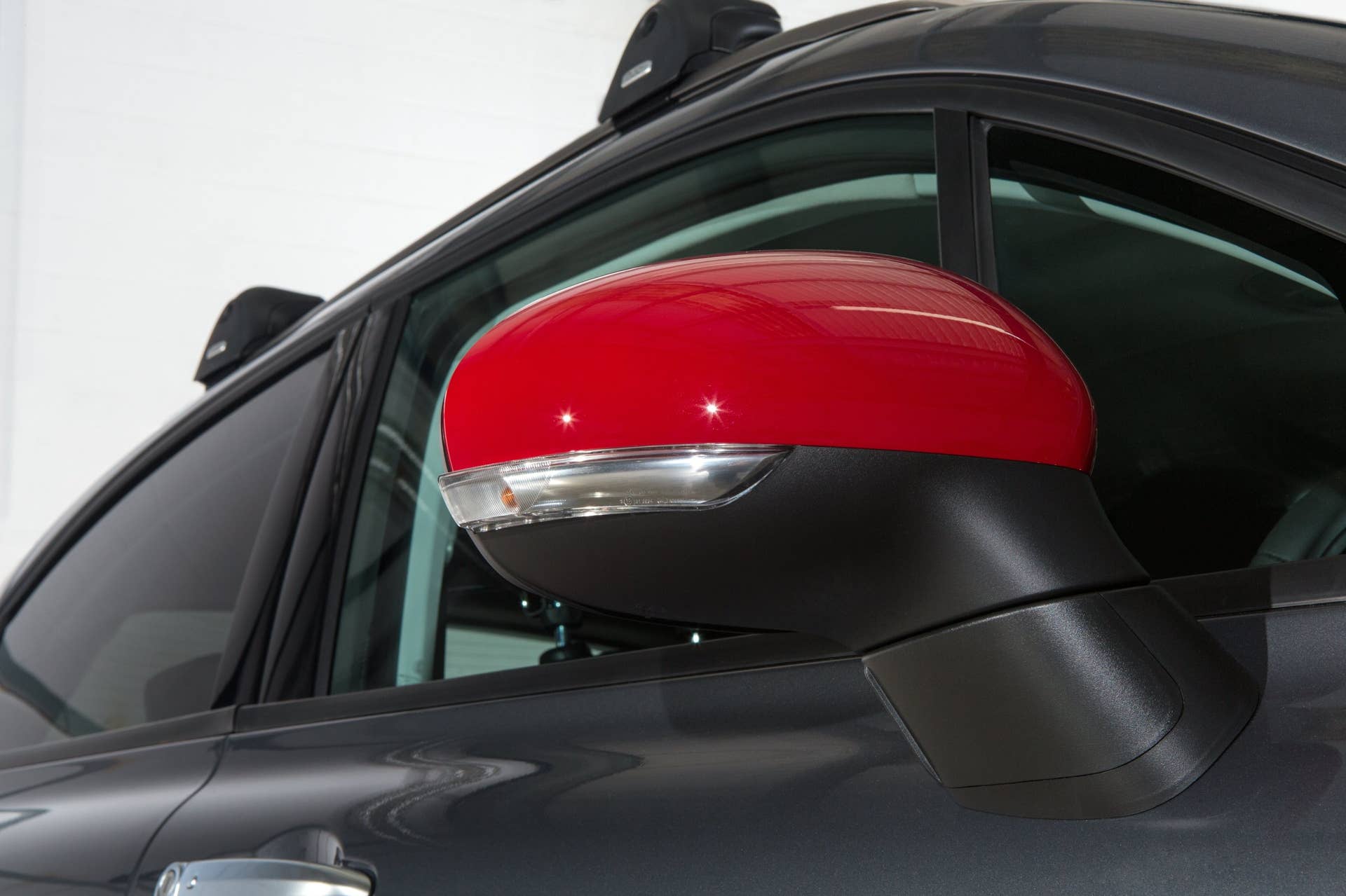 Fiat 500X Mopar grey gray red mirror