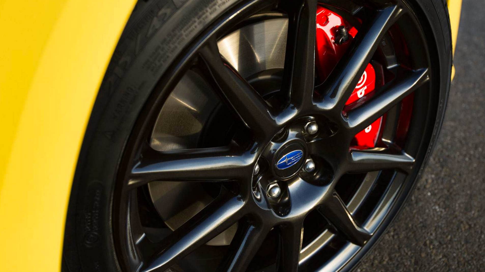 2017 Subaru BRZ Series.Yellow wheel