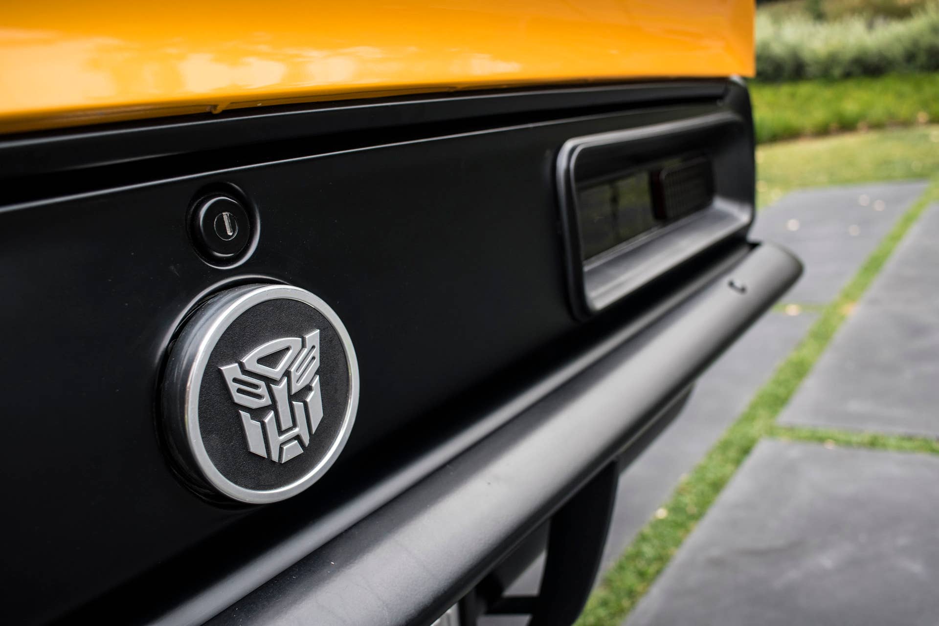 transformers auction bumblebee badge