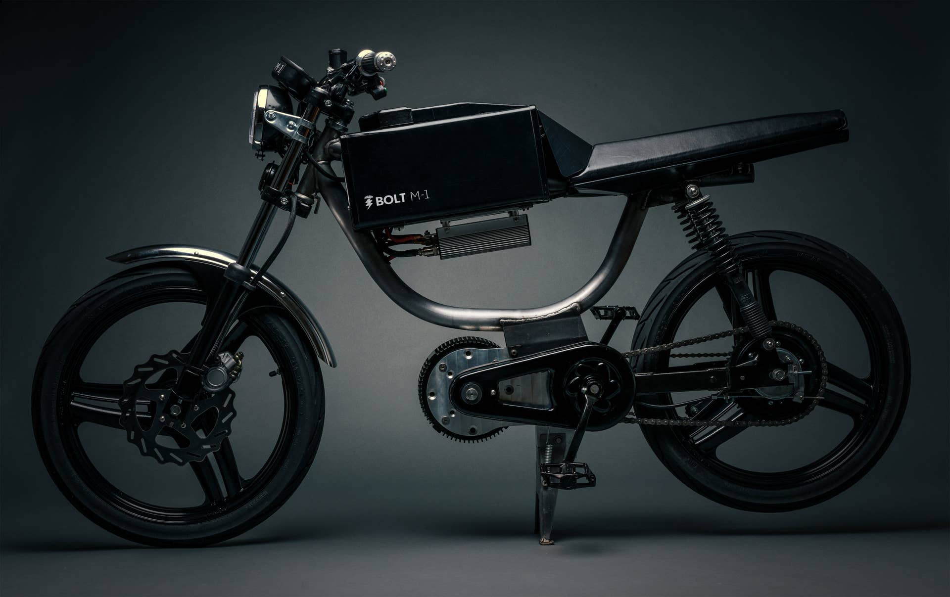 Bolt Motorbikes M-1 electric moped dark in studio