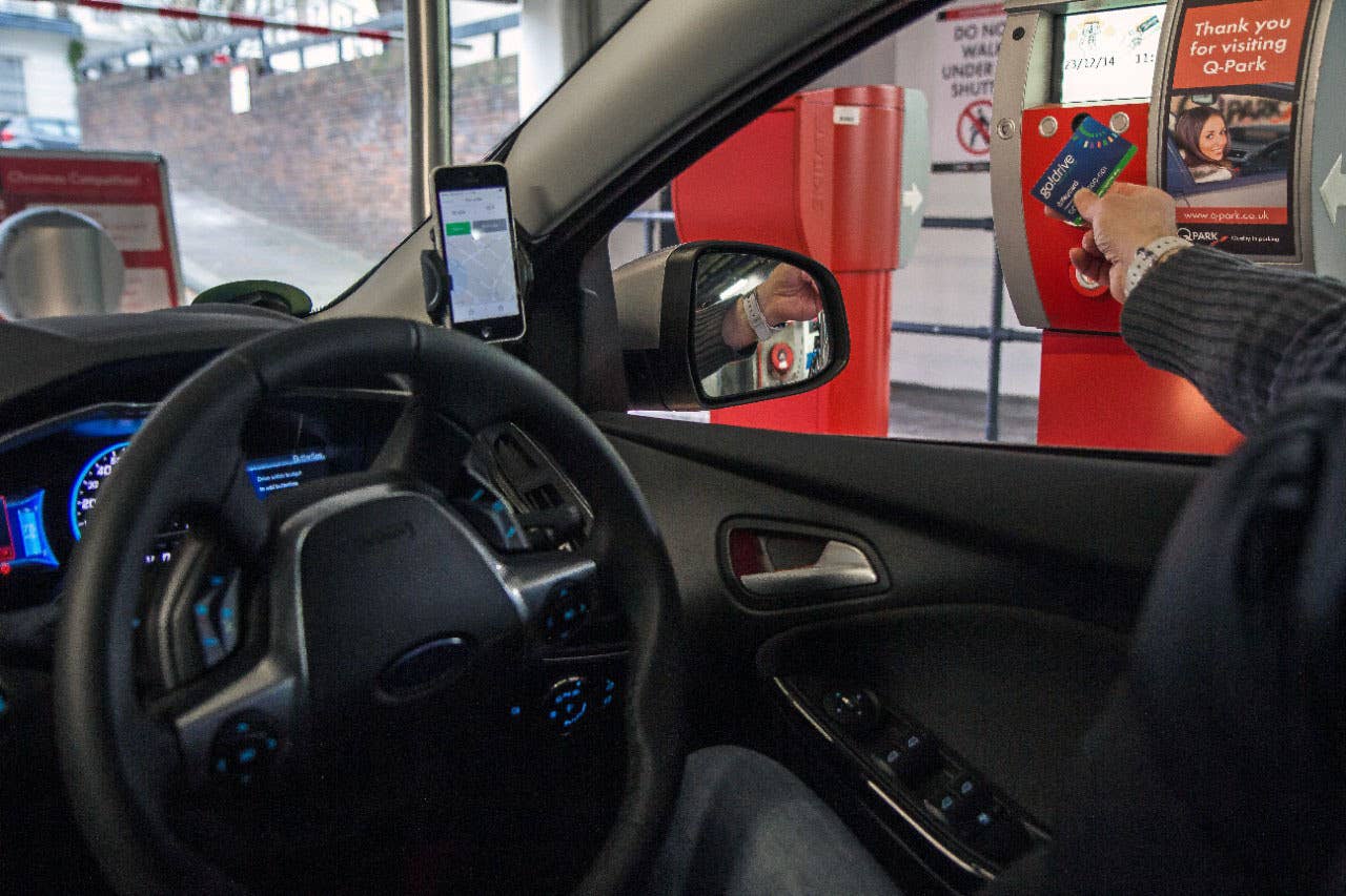 ford godrive carsharing in london leaving parking lot