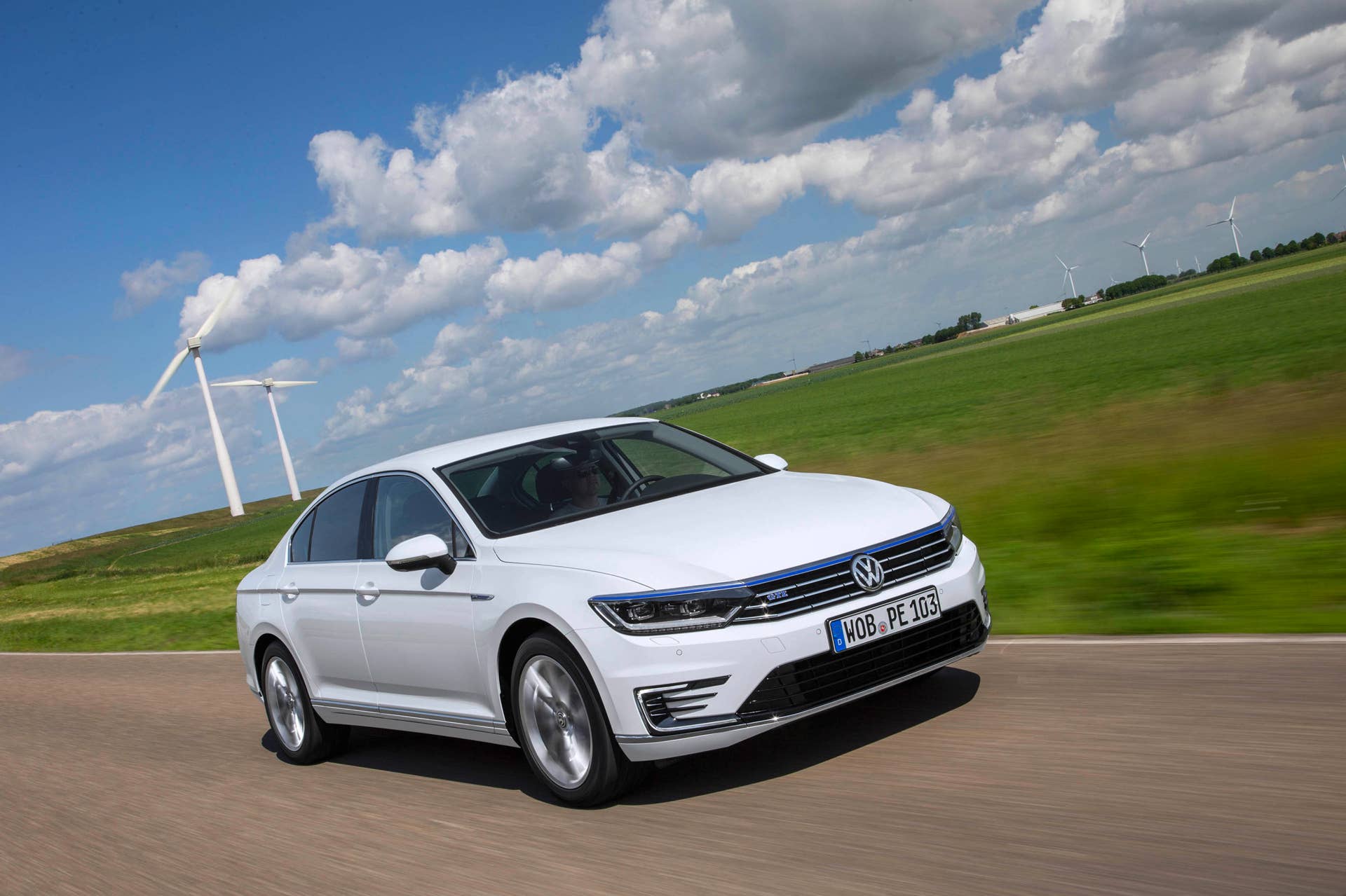 2015 Volkswagen Passat GTE
