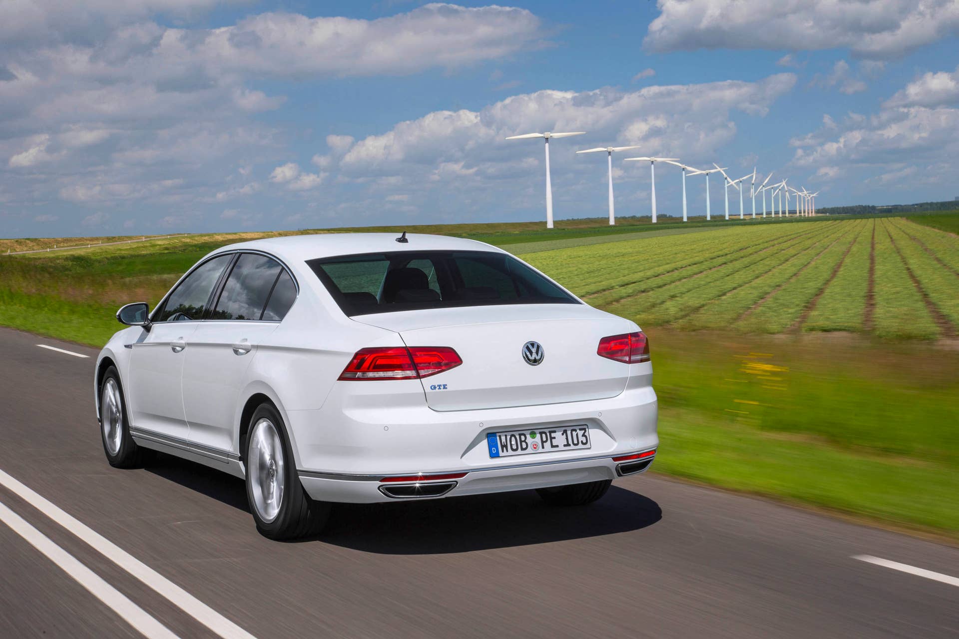 VW Passat GTE rear 3/4 driving