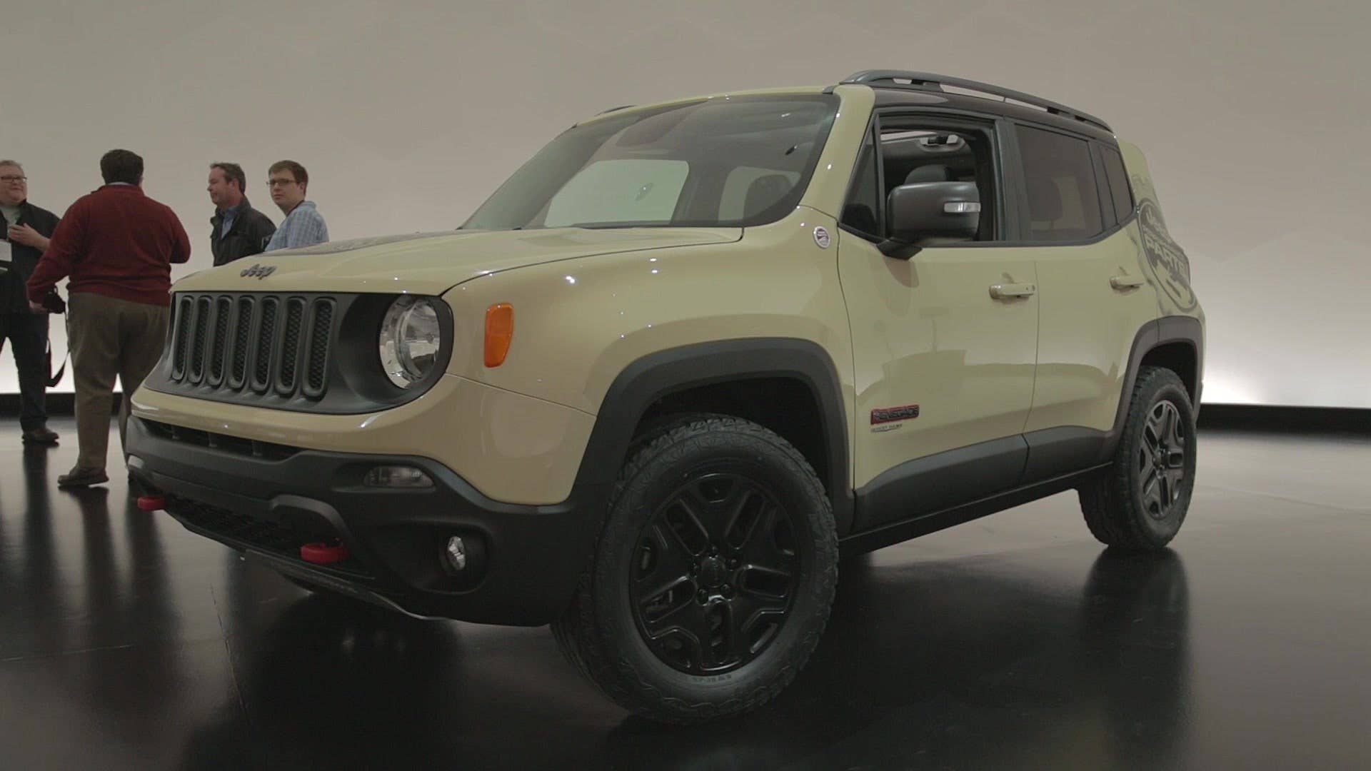 Jeep unveiled the Jeep Renegade Desert Hawk, one of seven new concepts that will participate in the 49th annual Easter Jeep Safari in Moab, UT.