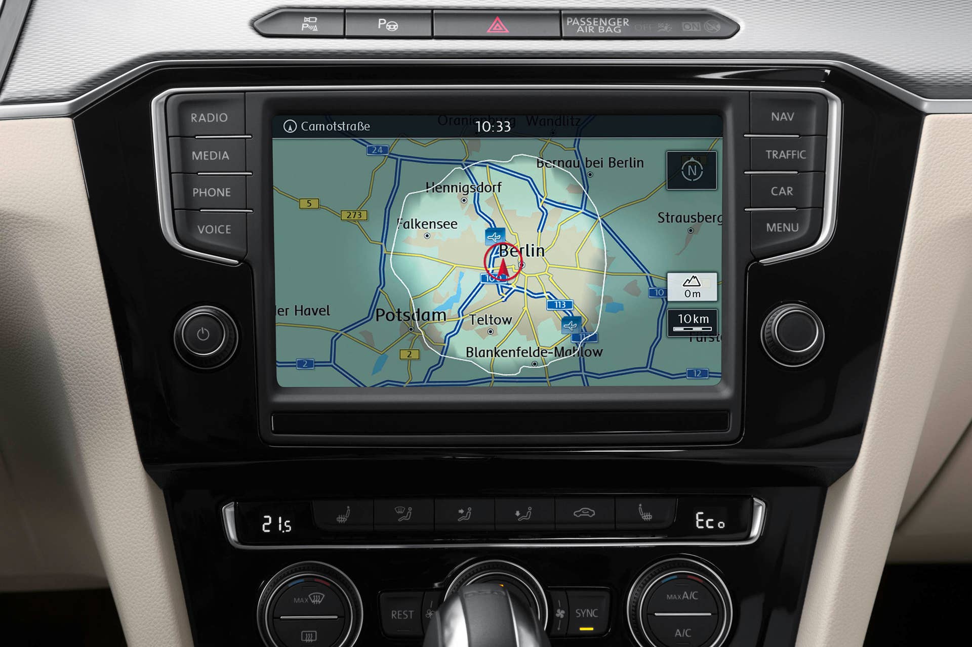 Volkswagen Passat GTE infotainment