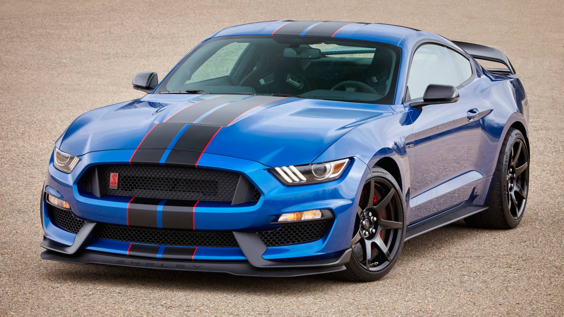 2017 Ford Shelby GT350R Mustang front side