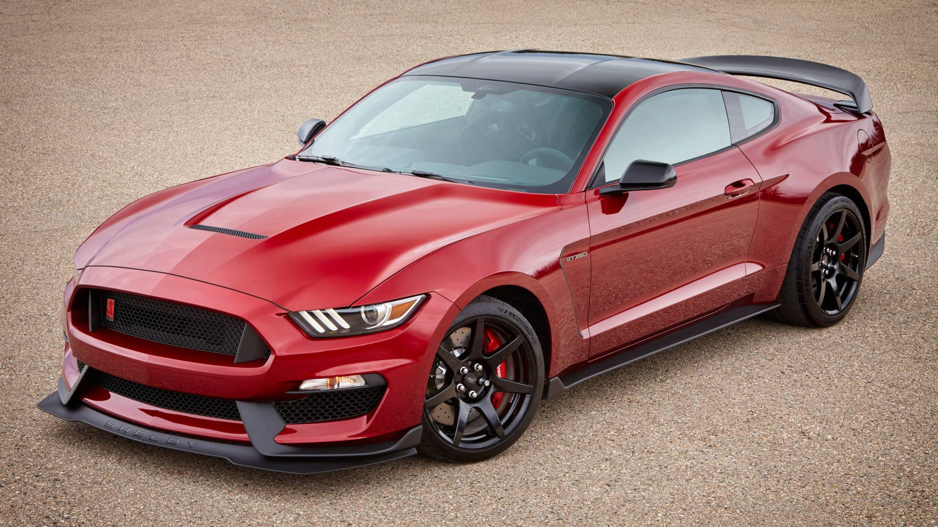2017 Ford Shelby GT350R Mustang red side