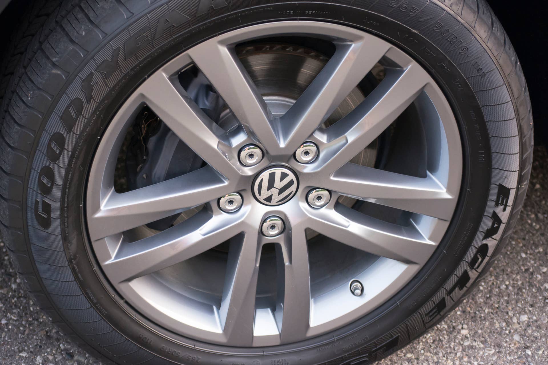 volkswagen wheel touareg tdi goodyear