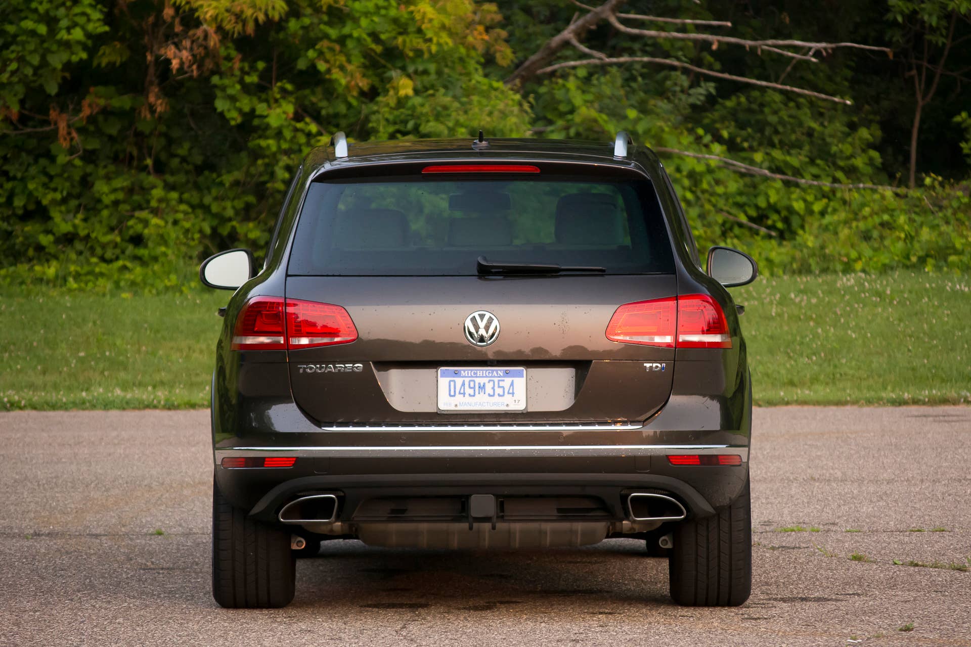 volkswagen vw touraeg tdi badge taillights