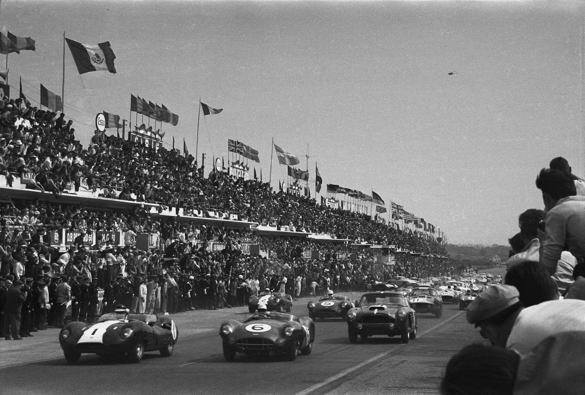 Aston Martin DB4 GT race