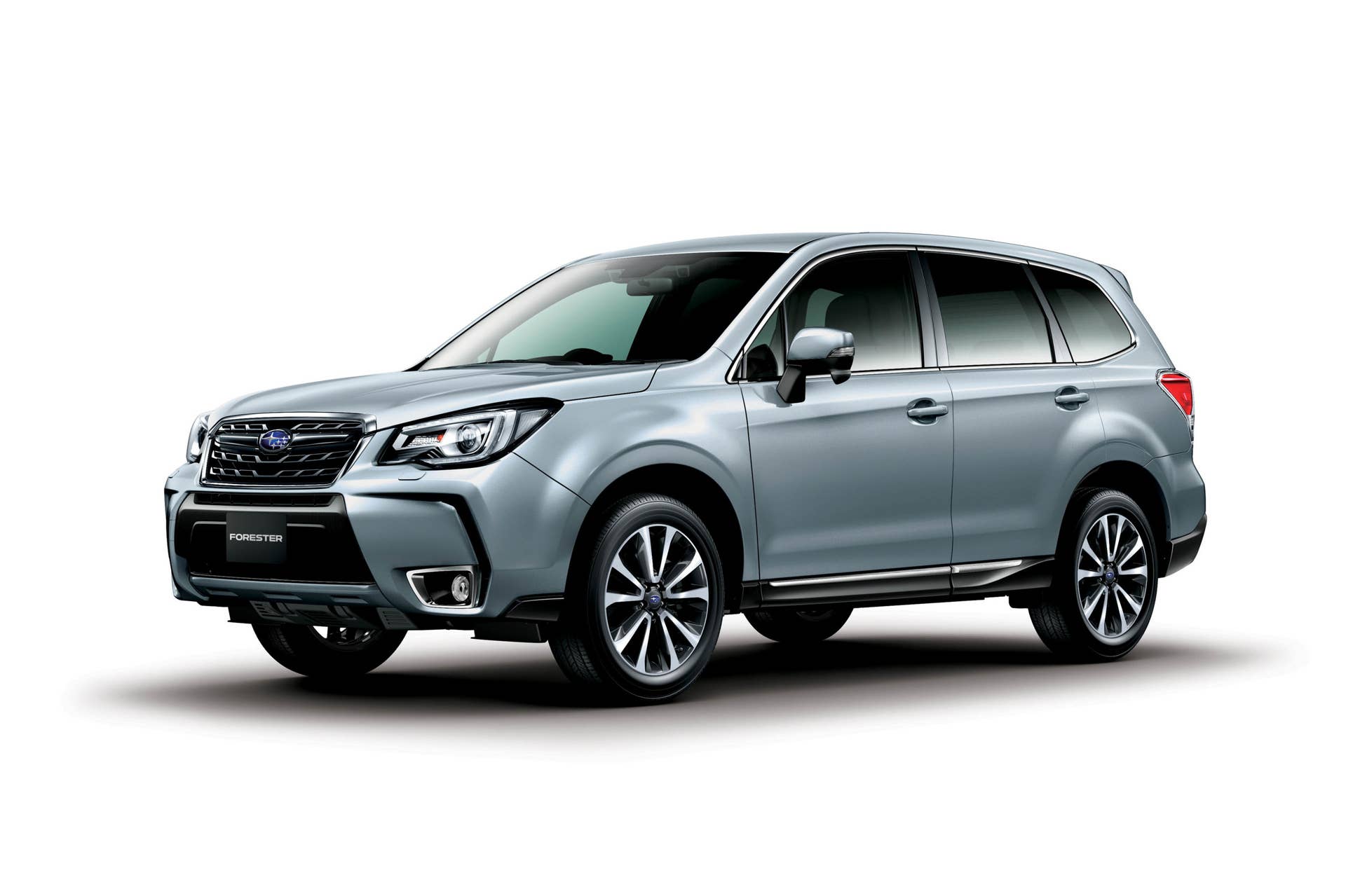 2016 Subaru Forester silver