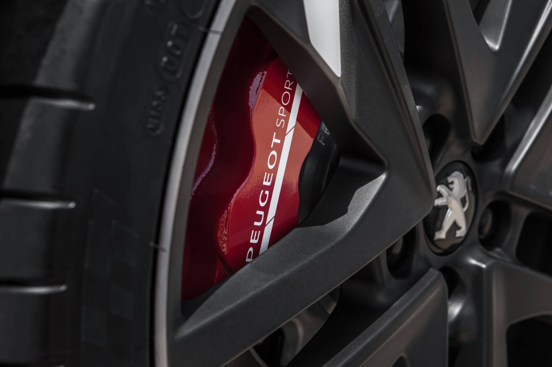 Peugeot 308 GTi brake caliper