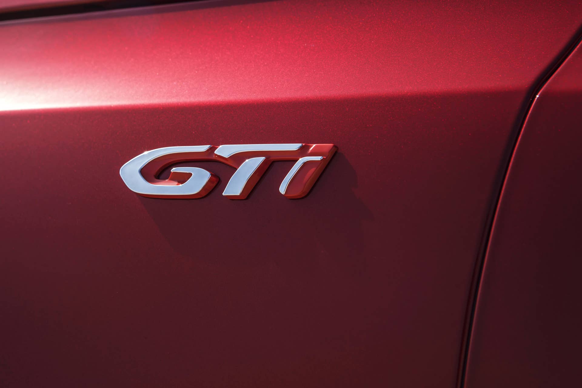Peugeot 308 GTi logo rear