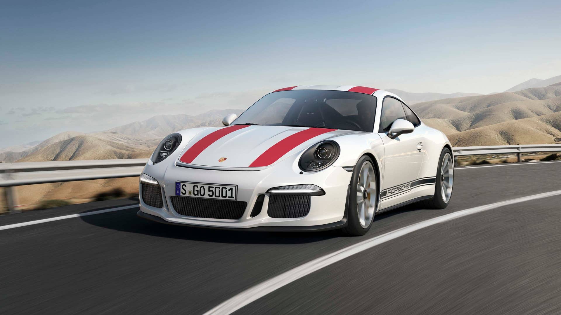 2016 Porsche 911R front