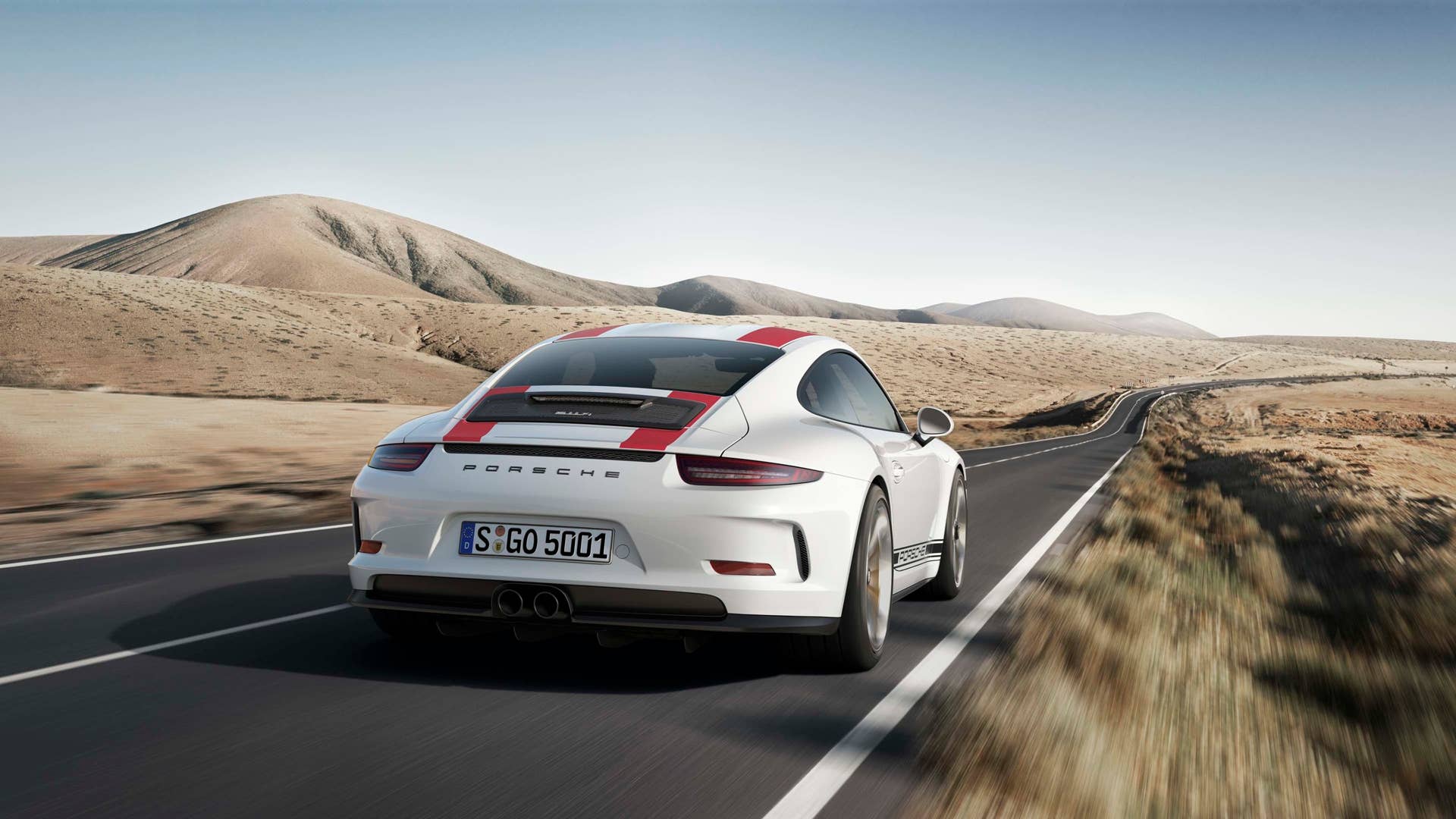 2016 Porsche 911R rear