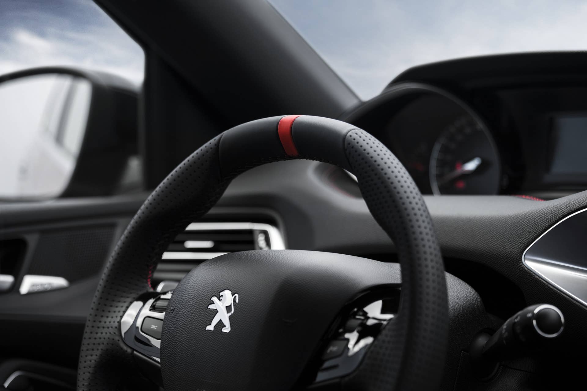 Peugeot 308 GTi steering wheel