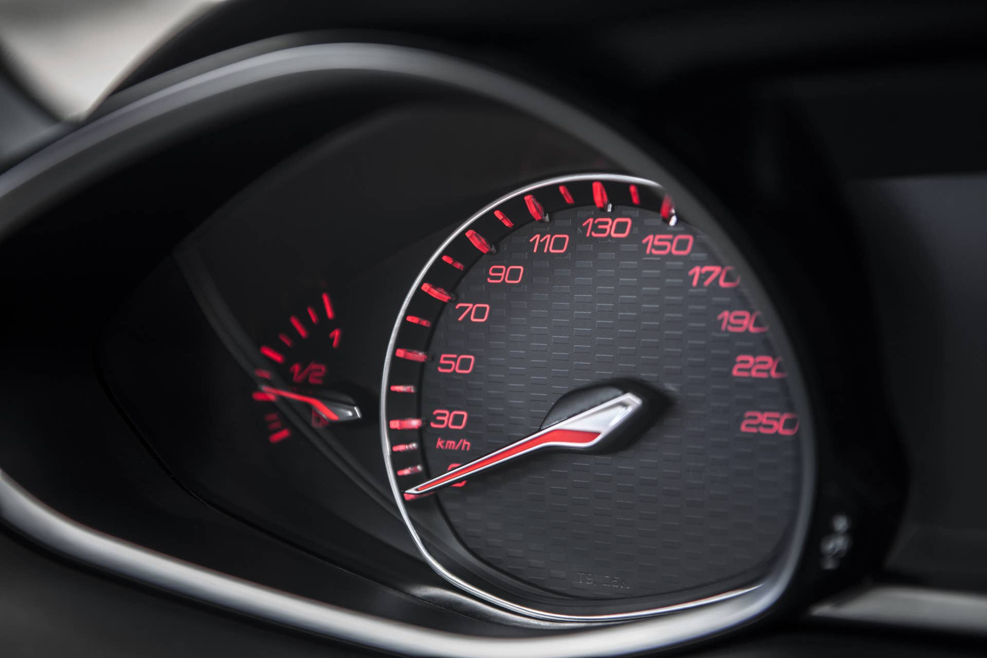 Peugeot 308 GTi gauges