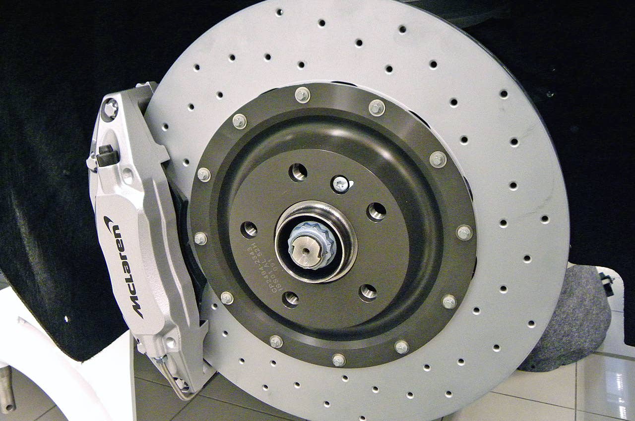 2012 McLaren MP4-12C brakes