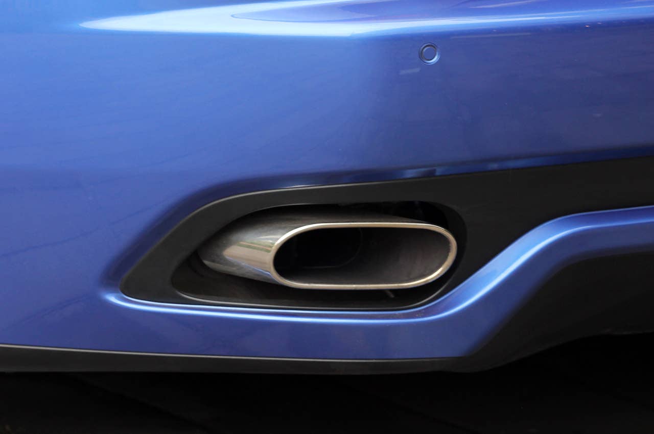 2013 Maserati GranTurismo Sport exhaust tip
