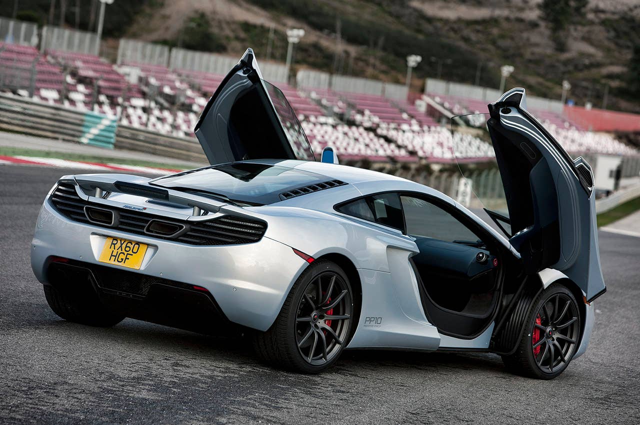 2012 McLaren MP4-12C rear 3/4 view