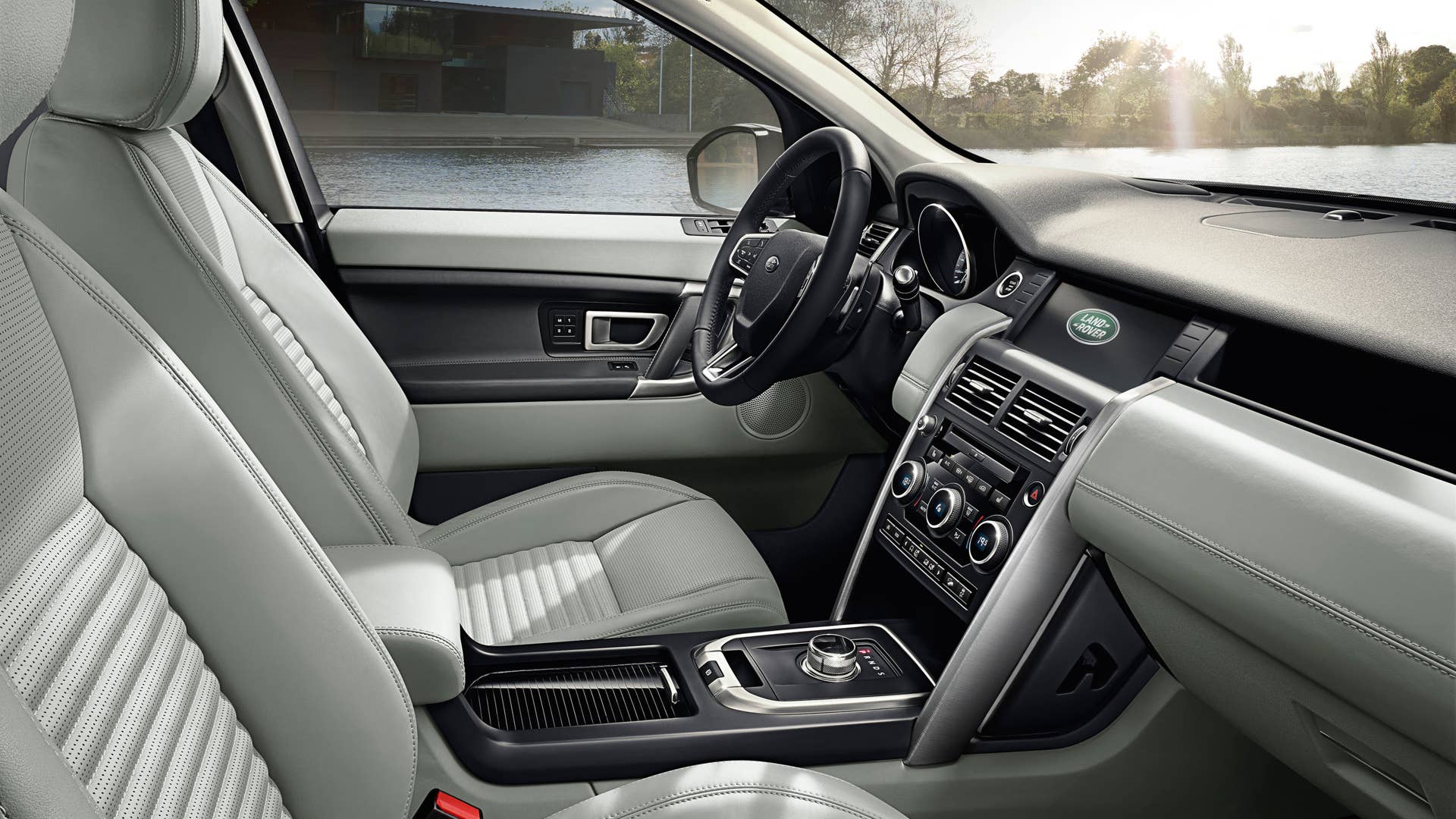 2017 land rover discover sport interior profile