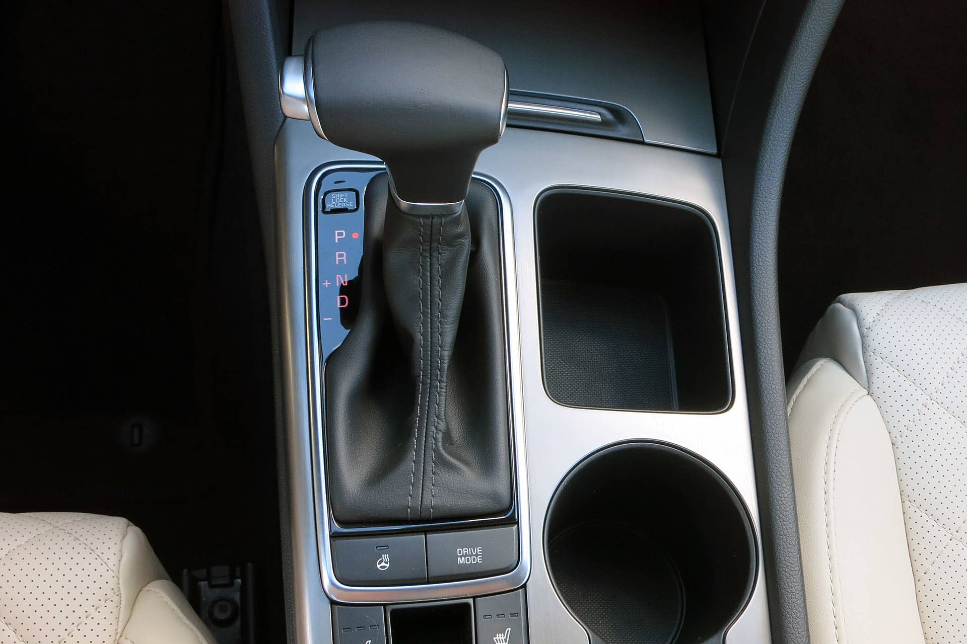2016 Kia Optima 2.0T shifter
